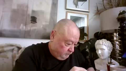denboisvin2043 online show from March 1, 2025, 12:23 pm