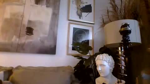 denboisvin2043 online show from September 14, 2025, 10:58 am