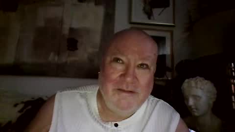 denboisvin2043 online show from October 15, 2025, 11:10 am