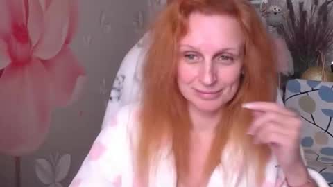 Snapshot of denhiey_here chatting on December 15, 2025, 6:01 pm denhiey online show from December 15, 2025, 6:01 pm