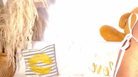 Snapshot of deniisswet chatting on October 24, 2025, 12:45 pm   online show from October 24, 2025, 12:45 pm