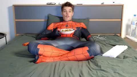 Denis online show from November 18, 2025, 7:13 am