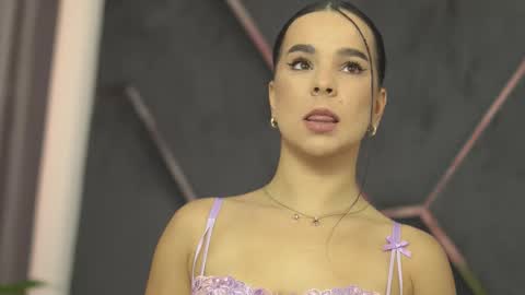 deniseblu online show from September 16, 2025, 4:46 am