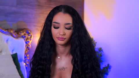 denisedevilles online show from December 7, 2024, 1:07 pm