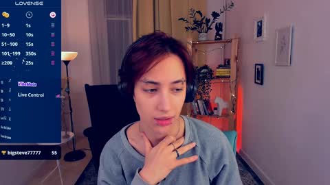 Snapshot of deniseparadise chatting on January 5, 2025, 5:20 pm Unfortunately Denise has discontinued her work but I hope you will be excited about the new cool girl Jia online show from January 5, 2025, 5:20 pm