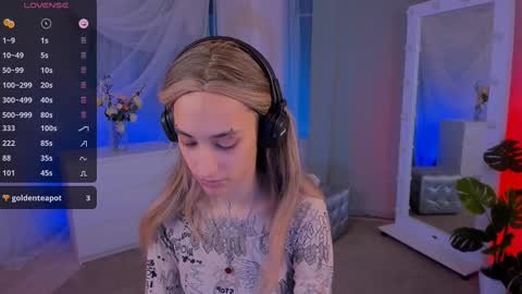 Snapshot of deniseparadise chatting on January 15, 2025, 11:08 pm Unfortunately Denise has discontinued her work but I hope you will be excited about the new cool girl Jia online show from January 15, 2025, 11:08 pm