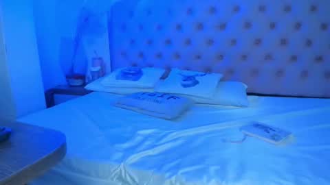 denisse_logan online show from November 14, 2025, 3:38 am