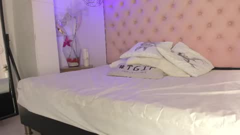 denisse_logan online show from June 22, 2026, 3:08 am