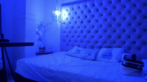 denisse_logan online show from July 4, 2026, 3:45 am