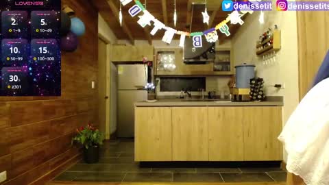   online show from December 3, 2024, 10:51 pm