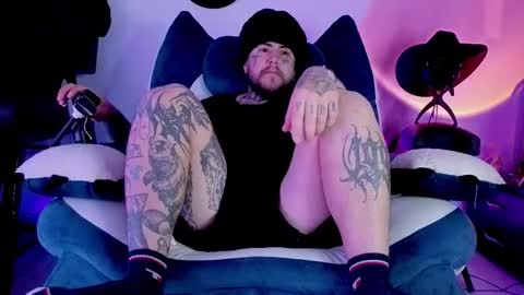 Snapshot of denjig chatting on February 24, 2026, 2:31 am Oliver online show from February 24, 2026, 2:31 am