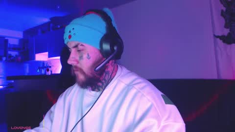 Snapshot of denjig chatting on March 3, 2026, 3:45 am Oliver online show from March 3, 2026, 3:45 am