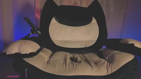 Snapshot of denjig chatting on March 31, 2026, 4:13 am Oliver online show from March 31, 2026, 4:13 am