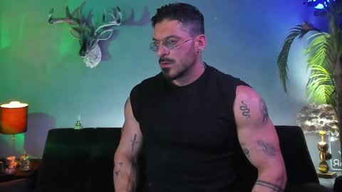 dennis_cox_ online show from May 11, 2026, 6:08 am