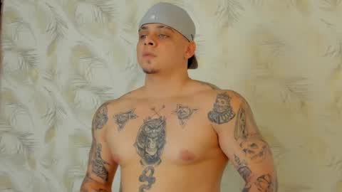 Snapshot of dennis_munera chatting on December 6, 2024, 1:22 pm dennis munera online show from December 6, 2024, 1:22 pm