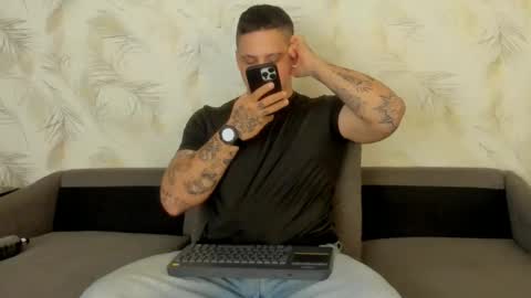 Snapshot of dennis_munera chatting on December 10, 2024, 11:00 am dennis munera online show from December 10, 2024, 11:00 am