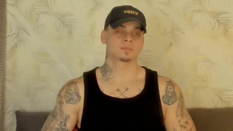 Snapshot of dennis_munera chatting on January 18, 2025, 3:27 pm dennis munera online show from January 18, 2025, 3:27 pm