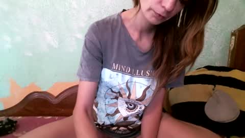 DennisXCarol online show from December 15, 2025, 8:51 am