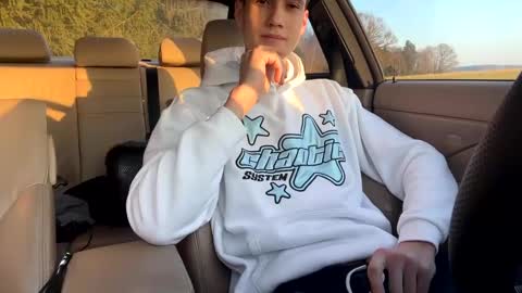 DenksiToyBoy online show from January 18, 2025, 3:05 pm