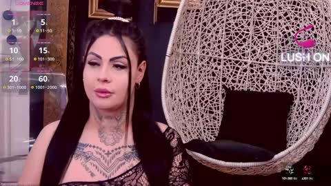 denychantall online show from February 25, 2025, 12:34 pm