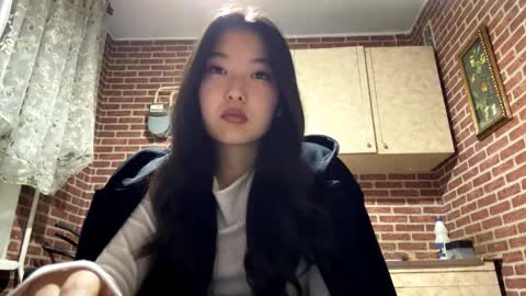 Snapshot of denysebernacchi chatting on October 6, 2025, 2:25 pm Emma online show from October 6, 2025, 2:25 pm