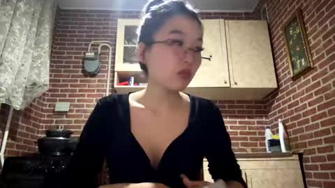 Emma online show from February 16, 2026, 2:02 pm