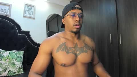 Snapshot of denzelrios chatting on November 8, 2025, 7:23 pm denzelrios online show from November 8, 2025, 7:23 pm