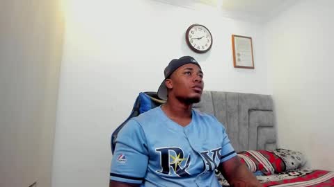 deon jhonson online show from December 12, 2024, 6:42 pm