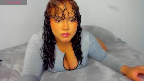 Snapshot of dephne_ chatting on November 30, 2025, 6:12 pm Dephne online show from November 30, 2025, 6:12 pm