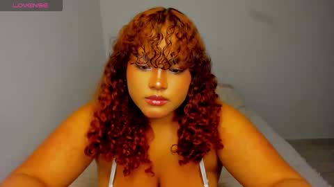 Snapshot of dephne_ chatting on December 20, 2025, 2:40 am Dephne online show from December 20, 2025, 2:40 am