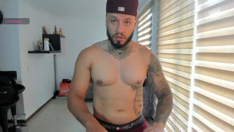dereckgreen online show from May 1, 2026, 6:23 pm