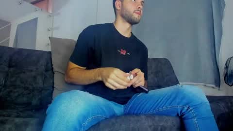 dereckhardd online show from May 5, 2026, 11:02 pm