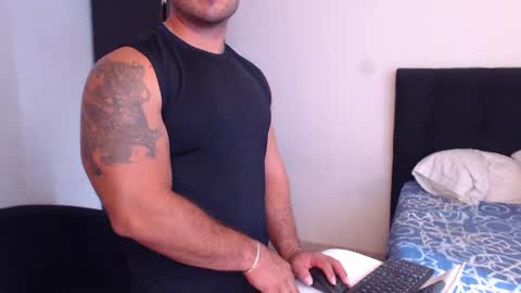 Derek online show from October 7, 2025, 4:04 pm