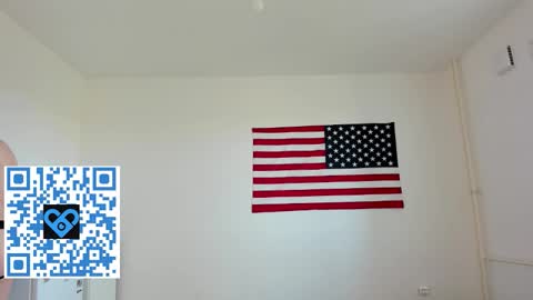 Snapshot of derek_shameless chatting on October 2, 2025, 12:01 pm Derek online show from October 2, 2025, 12:01 pm