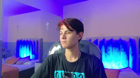derek_sinn online show from May 23, 2026, 9:08 pm