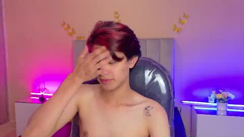 derek_sinn online show from July 26, 2026, 5:09 pm