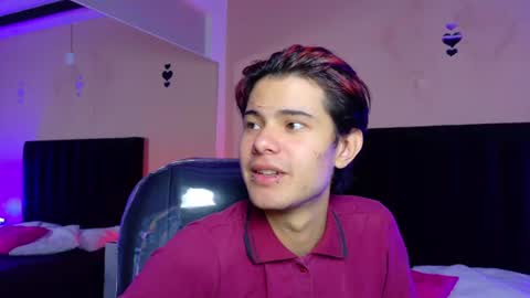 derek_sinn online show from August 6, 2026, 4:47 am
