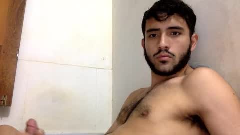 Snapshot of derek_smiith chatting on September 29, 2025, 7:19 pm Derek smiith online show from September 29, 2025, 7:19 pm