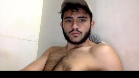 Snapshot of derek_smiith chatting on October 3, 2025, 3:20 pm Derek smiith online show from October 3, 2025, 3:20 pm