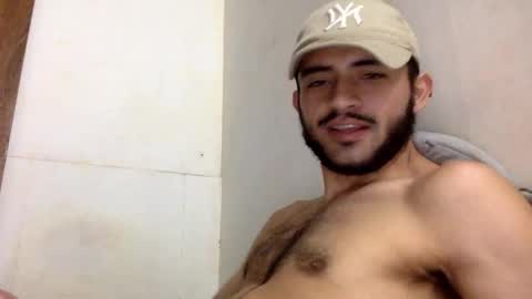 Snapshot of derek_smiith chatting on October 4, 2025, 10:46 am Derek smiith online show from October 4, 2025, 10:46 am