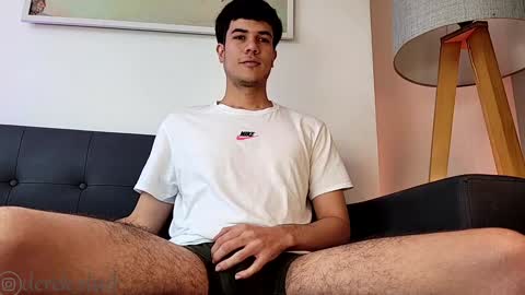 Derek independent model  online show from January 4, 2025, 5:37 pm