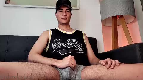 Derek independent model  online show from March 6, 2025, 5:43 pm