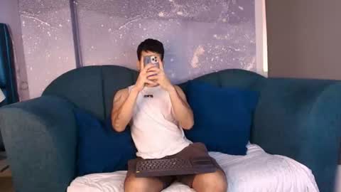 derek_voss online show from June 19, 2026, 12:31 pm