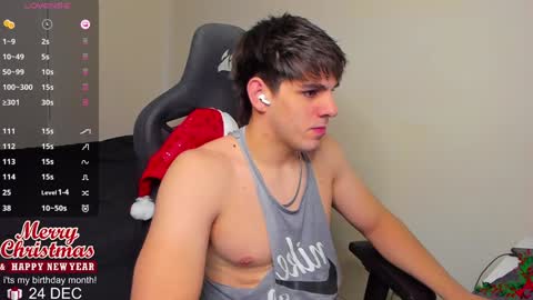 Derekcb online show from December 11, 2024, 1:49 pm