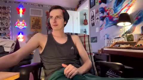 derekdings online show from November 16, 2025, 8:36 pm