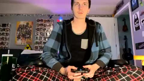 derekdings online show from June 16, 2026, 2:09 pm