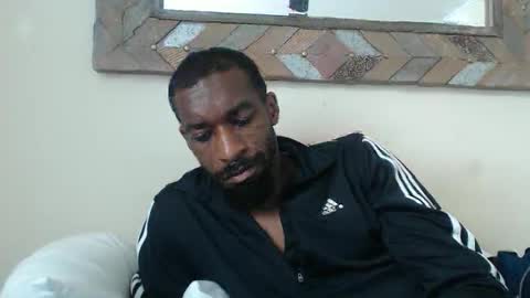 Snapshot of derekthetruth2 chatting on October 15, 2025, 3:23 pm derekthetruth2 online show from October 15, 2025, 3:23 pm