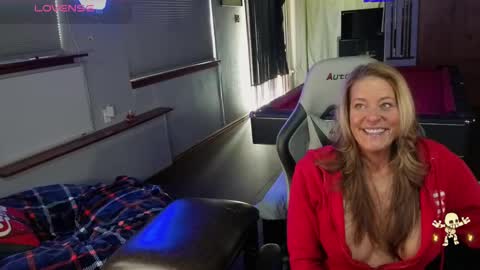 Derrick 52 and Brittany 50 online show from September 20, 2025, 4:52 pm