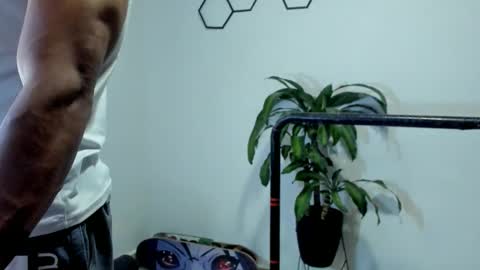 derry_adams1237 online show from March 2, 2025, 10:59 pm