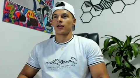 derry_adams1237 online show from March 11, 2025, 1:26 am
